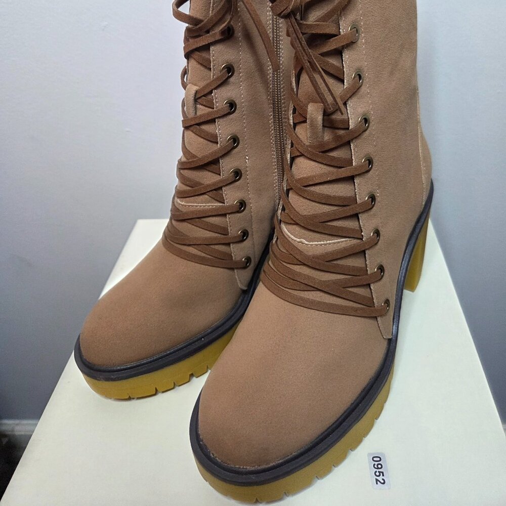 Oasis Society Jenna Latte Women's Combat Boots, Size 8
